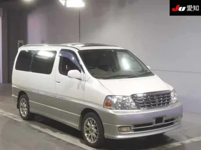 Toyota GRANVIA  с аукциона в Японии