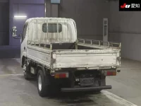 Hino DUTRO лот № 7128 оценка 3.5  с аукциона в Японии 1