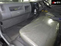 Hino DUTRO лот № 8077 оценка 3  с аукциона в Японии 2