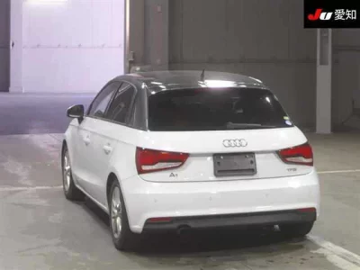Audi A1  с аукциона в Японии