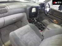 Toyota LAND CRUISER лот № 4565 оценка 3  с аукциона в Японии 2