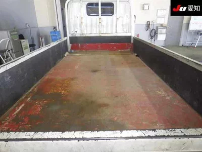 Toyota DYNA  с аукциона в Японии