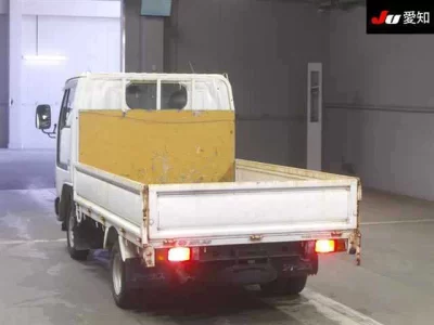 Nissan ATLAS  с аукциона в Японии