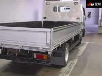 Toyota DYNA лот № 8086 оценка 3  с аукциона в Японии 7