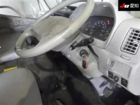 Toyota DYNA лот № 8086 оценка 3  с аукциона в Японии 4