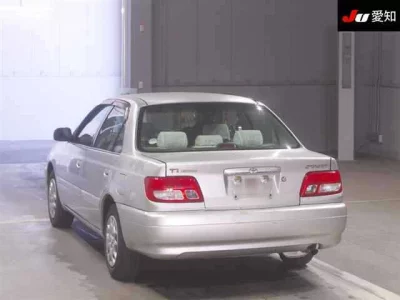Toyota CARINA  с аукциона в Японии