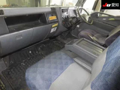 Mitsubishi FUSO TRUCK  с аукциона в Японии