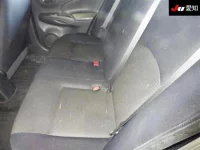 Nissan LATIO лот № 30921 оценка 3.5  с аукциона в Японии 3