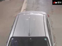 Nissan LATIO лот № 30921 оценка 3.5  с аукциона в Японии 8