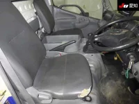 Hino DUTRO лот № 8102 оценка 3  с аукциона в Японии 5