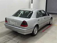 Mercedes-Benz C CLASS лот № 90010 оценка R  с аукциона в Японии 4