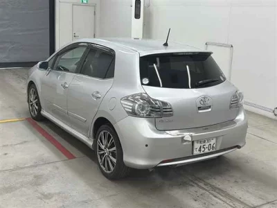 Toyota BLADE