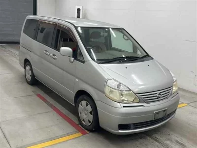 Nissan SERENA  с аукциона в Японии