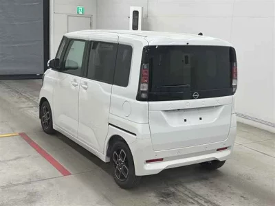 Nissan ROOX  с аукциона в Японии