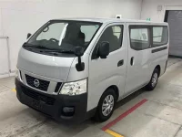 Nissan CARAVAN VAN лот № 30049 оценка 3.5  с аукциона в Японии 3