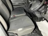 Nissan CARAVAN VAN лот № 30049 оценка 3.5  с аукциона в Японии 6