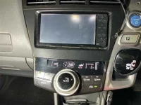 Toyota PRIUS ALPHA лот № 30075 оценка 3.5  с аукциона в Японии 5