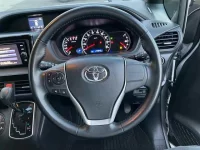 Toyota VOXY лот № 30076 оценка 4  с аукциона в Японии 2