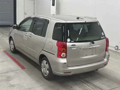 Toyota RAUM