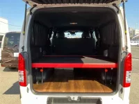 Toyota HIACE VAN лот № 30146 оценка 5  с аукциона в Японии 9