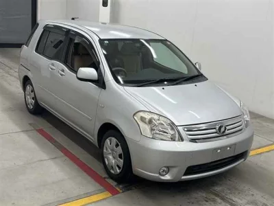 Toyota RAUM