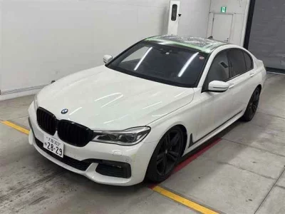 BMW 7-Series  с аукциона в Японии