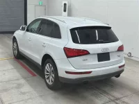 Audi Q5 лот № 30165 оценка 3.5  с аукциона в Японии 1