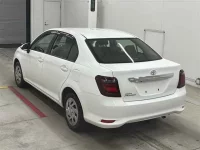 Toyota COROLLA AXIO лот № 10052 оценка 4.5  с аукциона в Японии 1