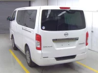 Nissan CARAVAN VAN лот № 8507 оценка 6  с аукциона в Японии 1