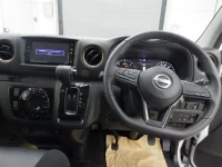 Nissan CARAVAN VAN лот № 8507 оценка 6  с аукциона в Японии 4