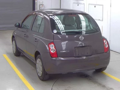Nissan MARCH  с аукциона в Японии