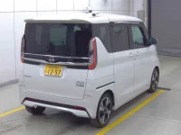 Nissan ROOX лот № 3006 оценка 3.5  с аукциона в Японии 3