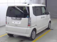 Honda N BOX лот № 3008 оценка 4  с аукциона в Японии 3