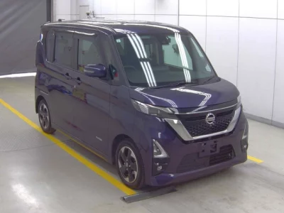 Nissan ROOX  с аукциона в Японии