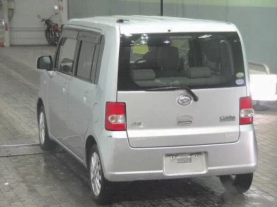 Daihatsu MOVE CONTE
