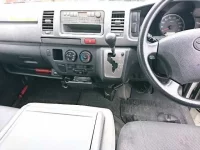 Toyota HIACE VAN лот № 8011 оценка R  с аукциона в Японии 4