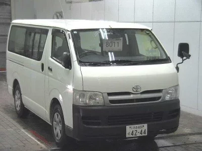 Toyota HIACE VAN