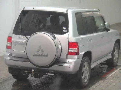 Mitsubishi PAJERO IO