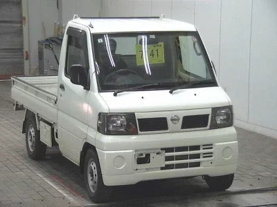 Nissan CLIPPER TRUCK