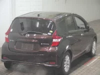 Nissan NOTE лот № 7033 оценка 3  с аукциона в Японии 3