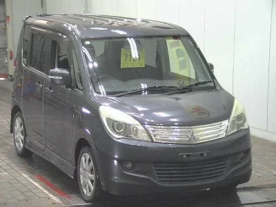 Mitsubishi DELICA D2