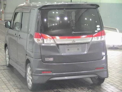 Mitsubishi DELICA D2