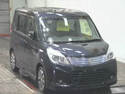 Mitsubishi DELICA D2