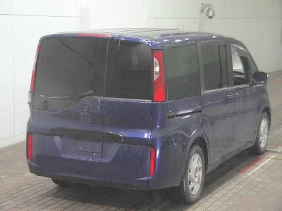 Honda STEP WAGON  с аукциона в Японии