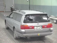 Nissan STAGEA лот № 92 оценка 3  с аукциона в Японии 1