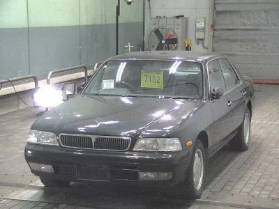 Nissan LAUREL  с аукциона в Японии