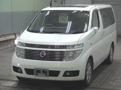 Nissan ELGRAND  с аукциона в Японии