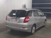 Honda FIT SHUTTLE лот № 1018 оценка 3  с аукциона в Японии 4