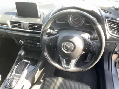 Mazda AXELA  с аукциона в Японии