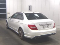 Mercedes-Benz C CLASS лот № 7024 оценка 4  с аукциона в Японии 1